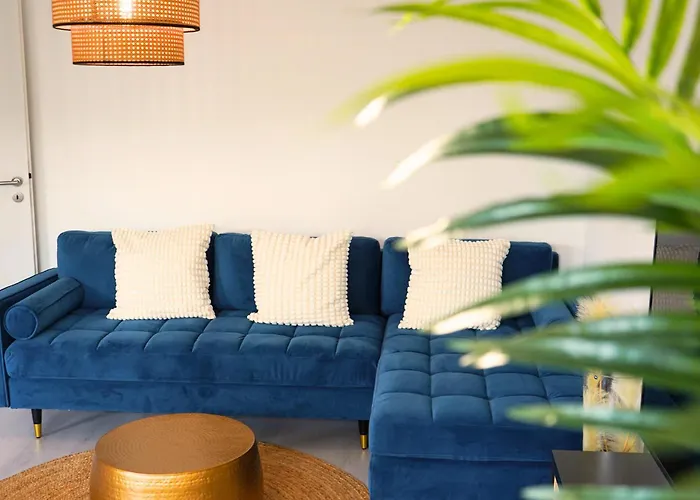 Robins - Spacious For 5 - Balcony - Kitchen - Wifi