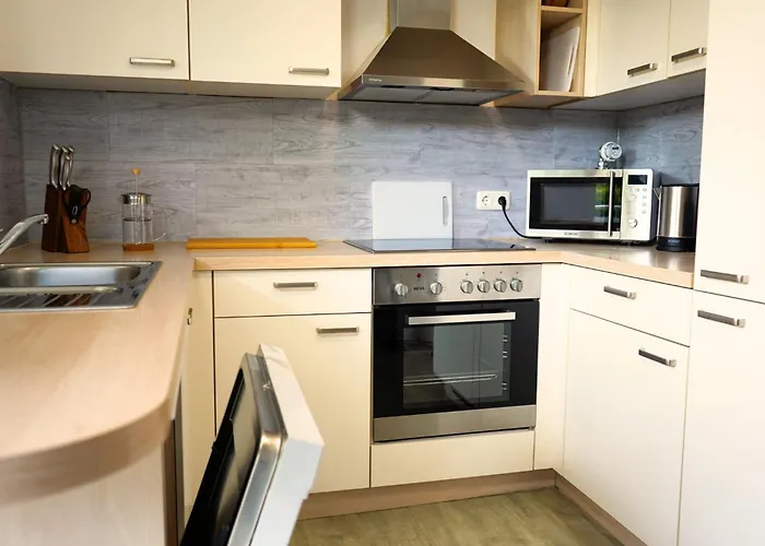 アパート Robins - Spacious For 5 - Balcony - Kitchen - Wifi ブレーメン